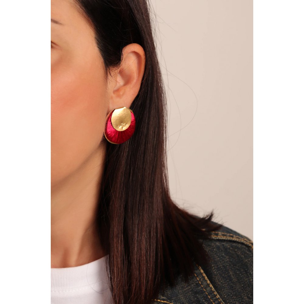 Γυναικεία Σκουλαρίκια Katerina Makriyianni Mini Yoko Cherry Red 24K Επιχρυσωμένος Μπρούτζος και Ασήμι Κόκκινο Μετάξι K22.E1.CHR.S