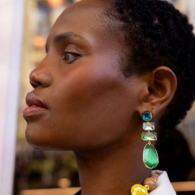 Γυναικεία Σκουλαρίκια KATERINA PSOMA Brigitte Green Dangles Επιχρυσωμένος Ορείχαλκος Πράσινοι Πολύπλευροι Κρύσταλλοι SSE26011GR