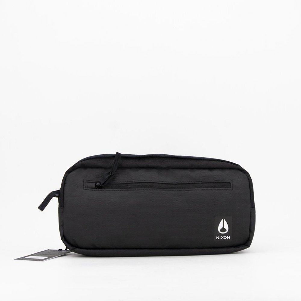 Nixon fountain sales sling pack